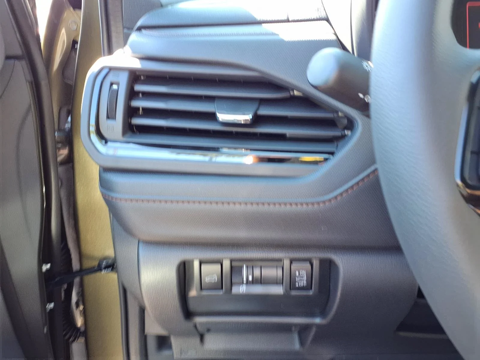 New 2026 AUTUMN GREEN METALLIC Subaru Touring image 10