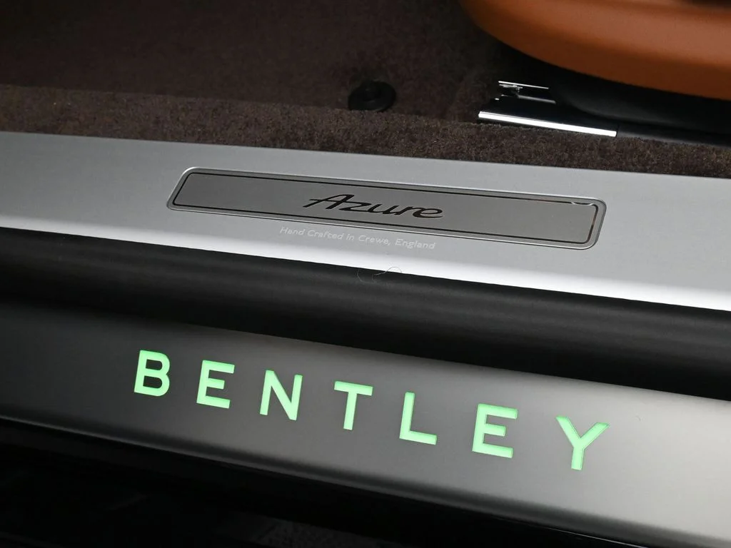 New 2026 Black Bentley V8 image 20