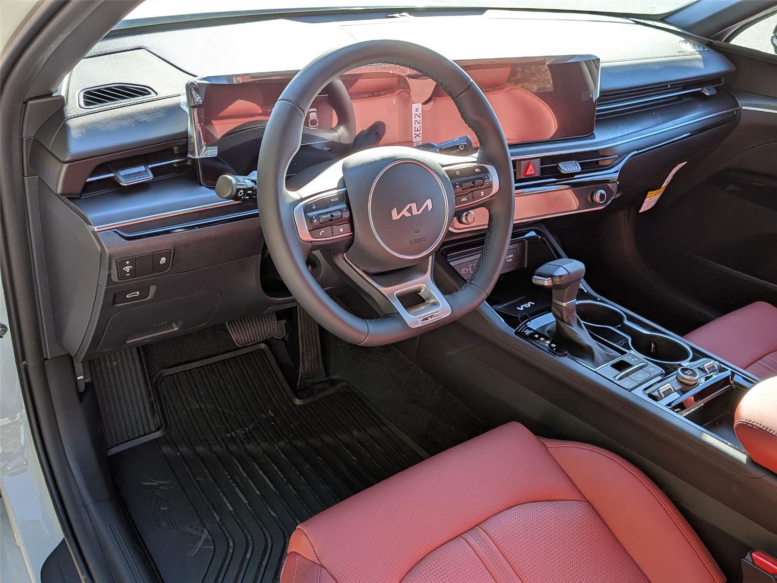 New 2026 Snow White Pearl Kia GT-Line image 16