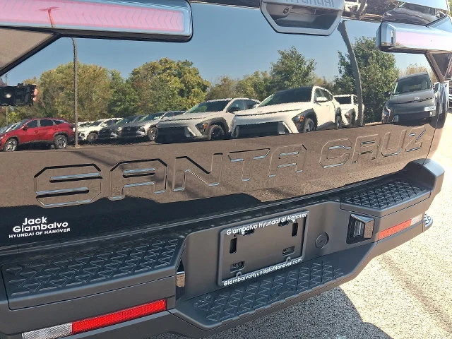 New 2027 Black Hyundai SE image 20