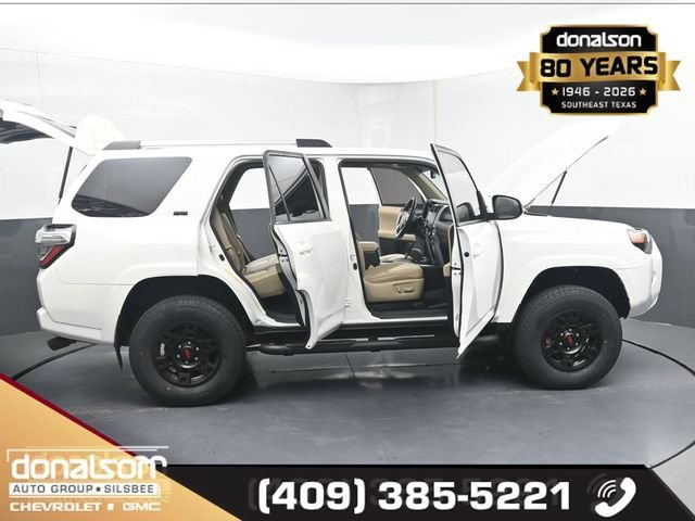 Used 2022 White Toyota SR5 Premium image 22