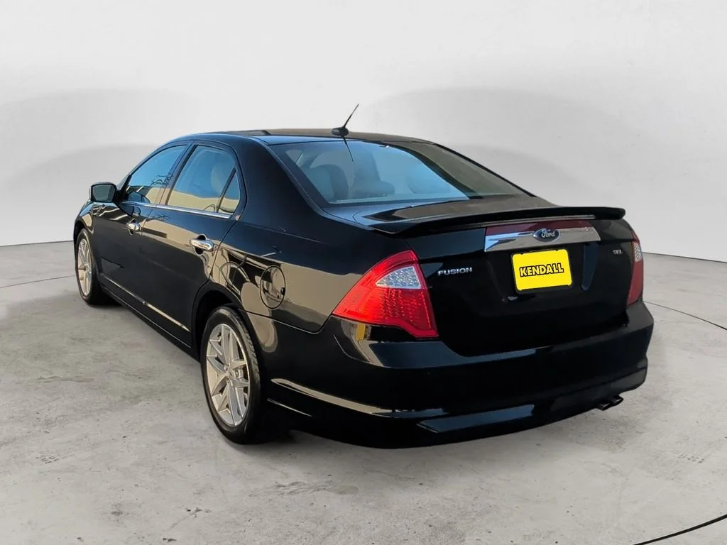 Used 2012 Black Ford SEL image 3