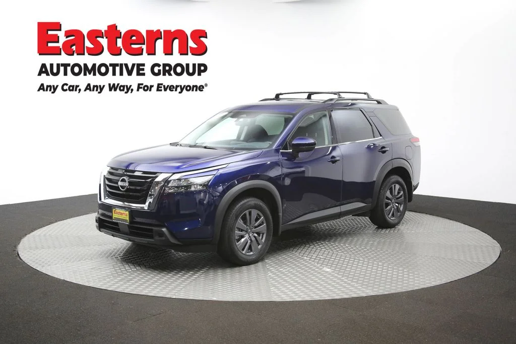 Used 2023 Blue Nissan SV image 59