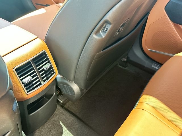 New 2026 Wolf Gray Kia X-Line image 25