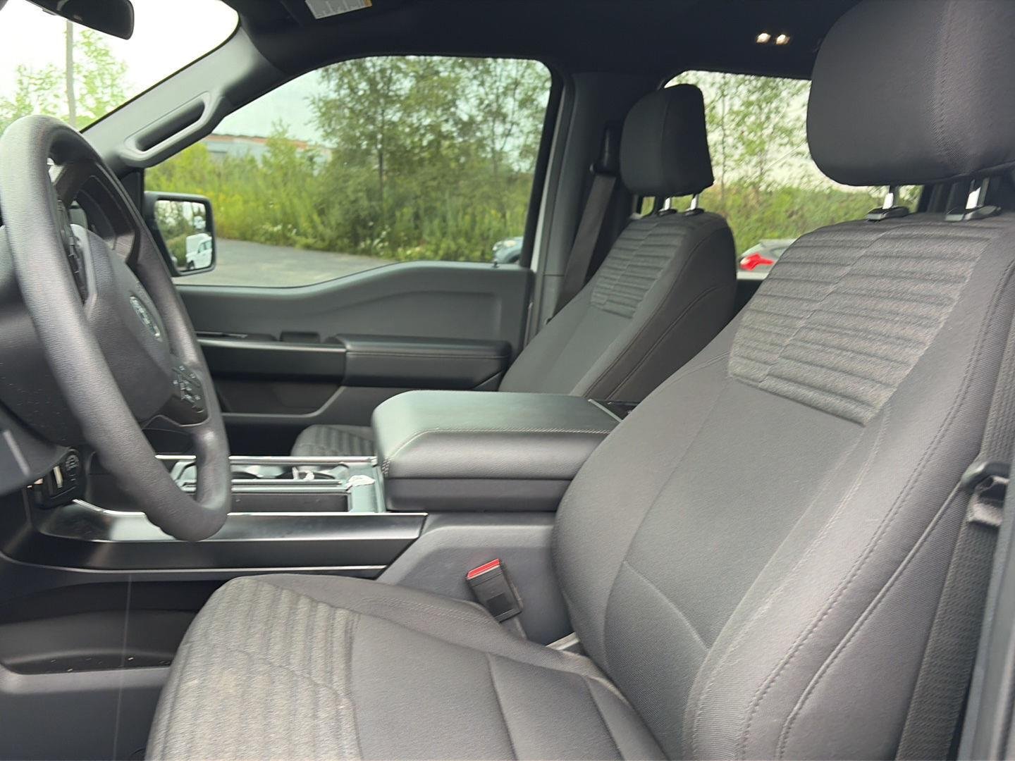Used 2023 Avalanche Gray Ford XL image 4