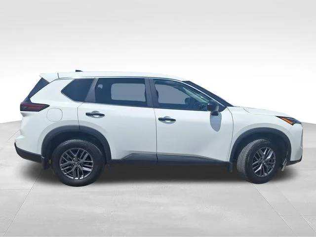 Used 2025 White Nissan S image 8