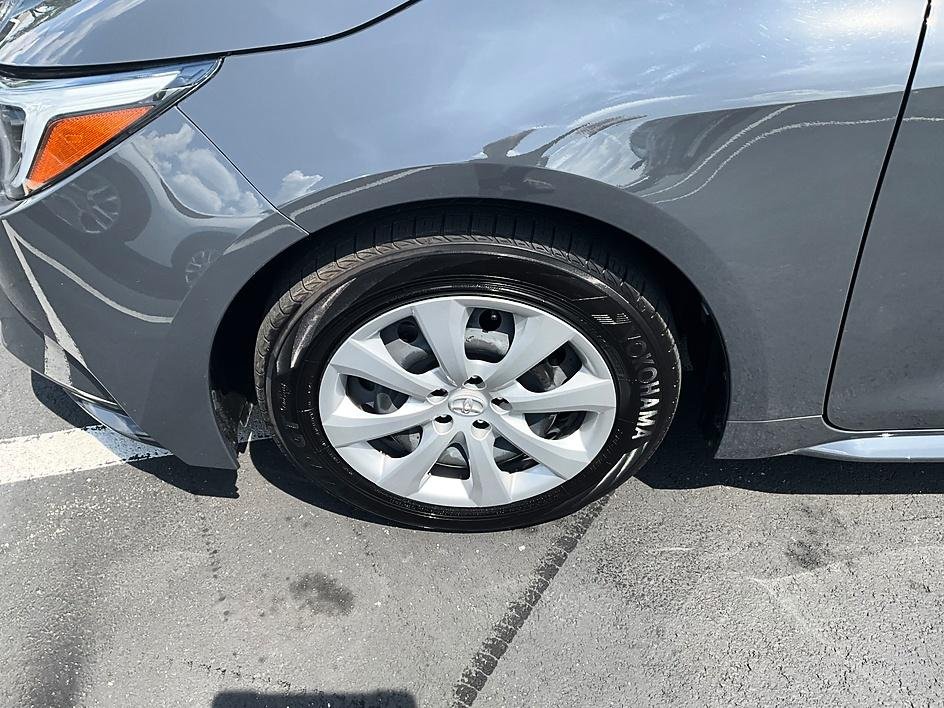 Used 2024 Gray Toyota LE image 11