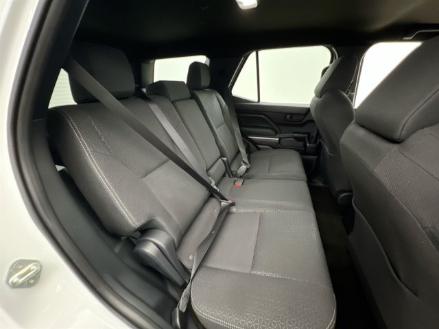 2025 Toyota 4Runner SR5 - Photo 17