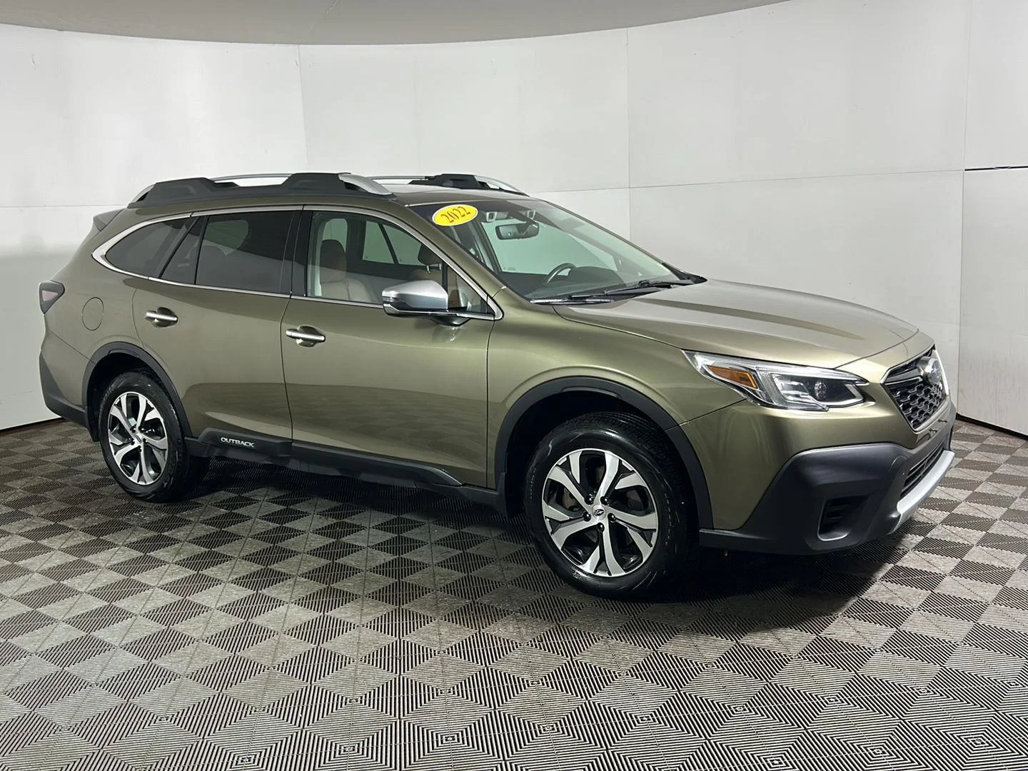Used 2022 Autumn Green Metallic Subaru Touring image 5
