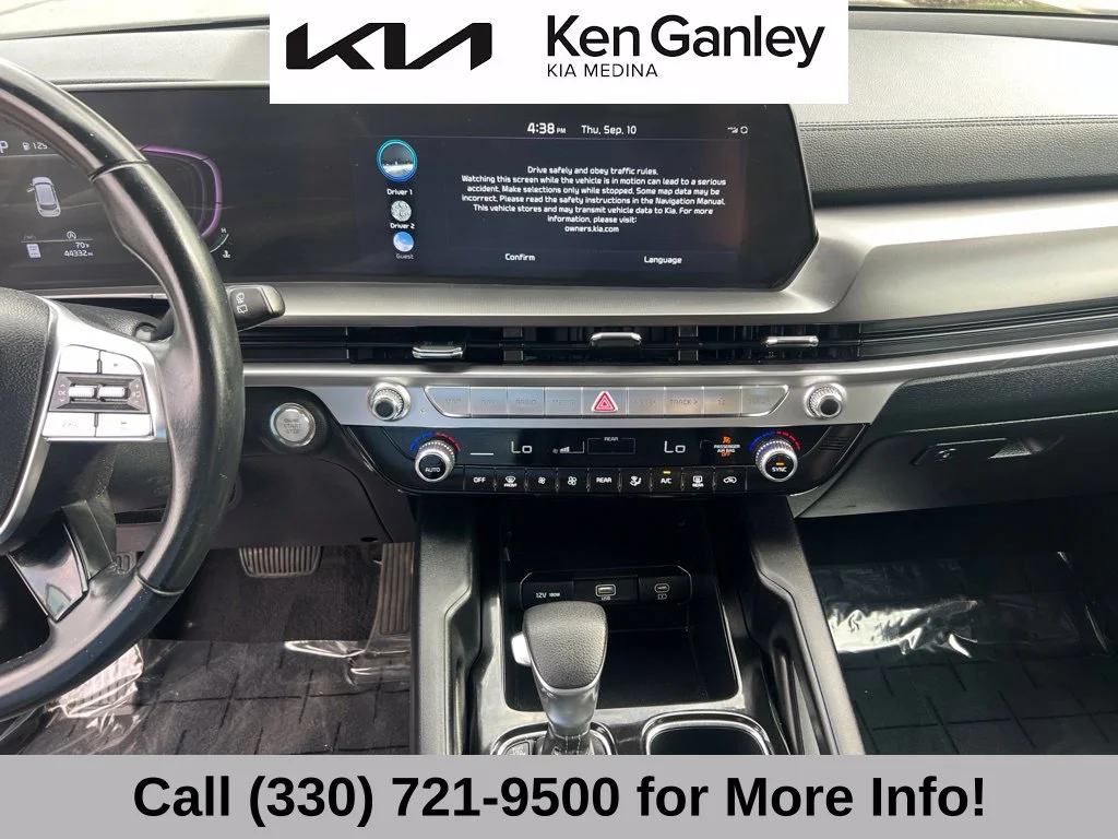 Used 2024 Silver Kia LX image 34