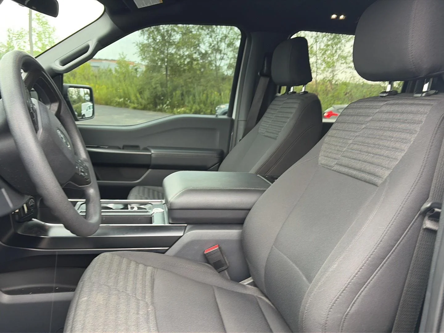Used 2023 Avalanche Gray Ford XL image 4