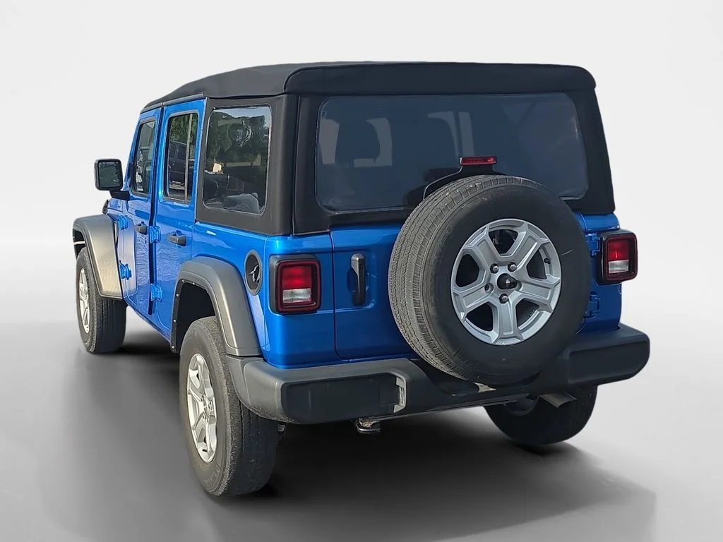 Used 2022 Blue Jeep Unlimited Sport S image 6