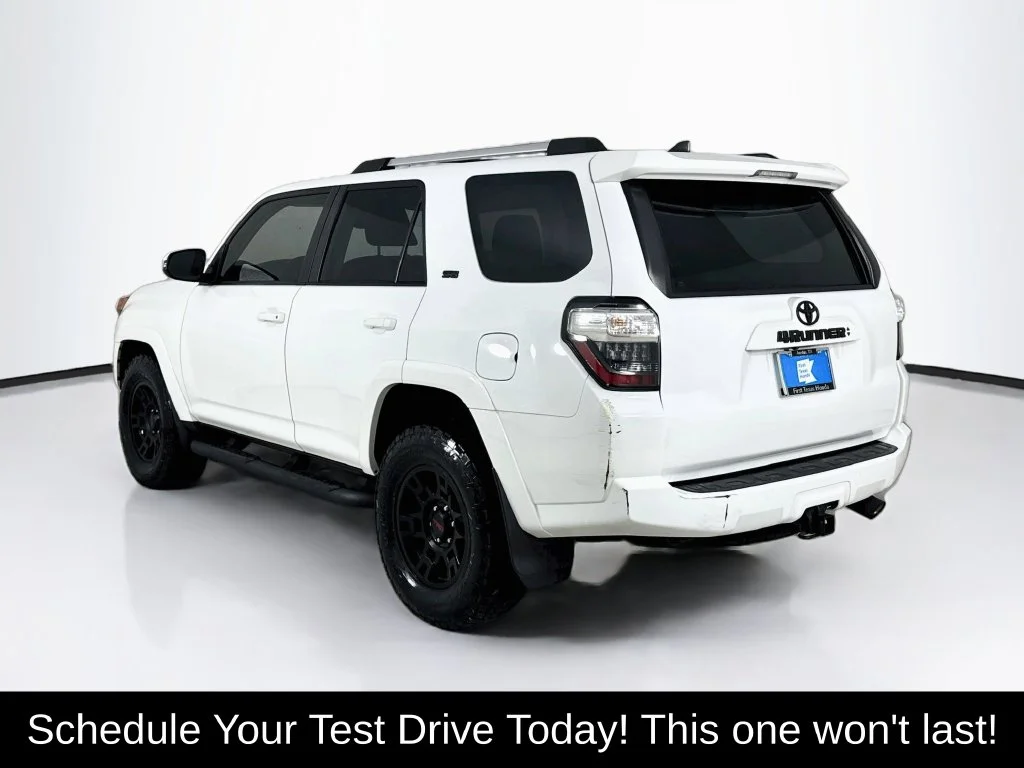 Used 2023 Ice Toyota SR5 Premium image 5