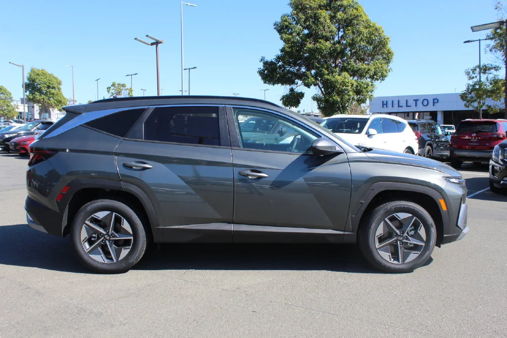 New 2026 Gray Hyundai SEL image 6