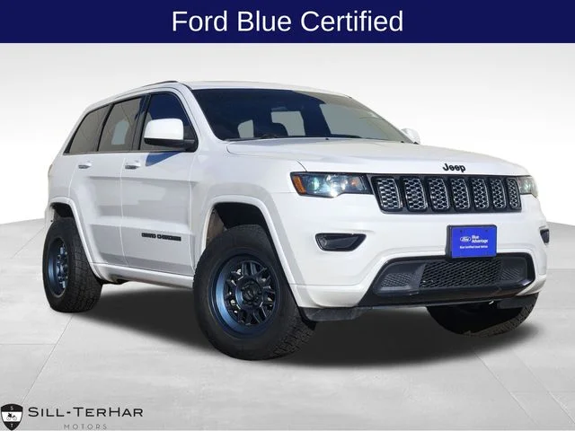 Used 2021 White Jeep Laredo X image 1