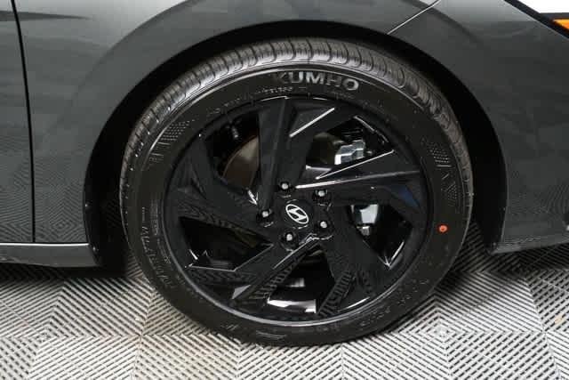 New 2026 Amazon Gray Hyundai SEL Sport image 15