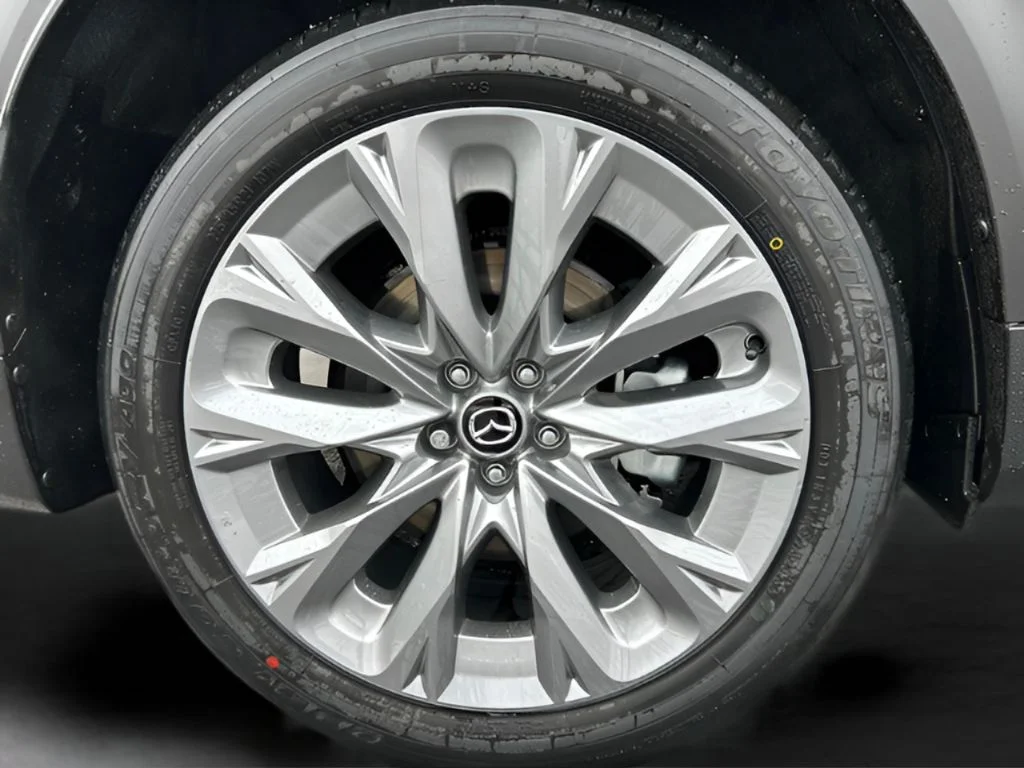 Used 2026 Black Mazda 3.3 Turbo Preferred image 9