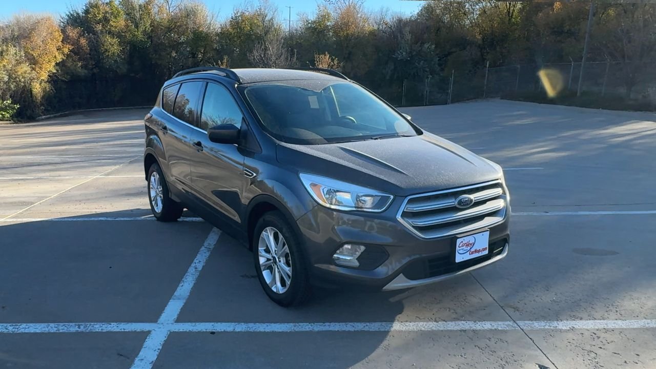 2018 Ford Escape SE photo 2