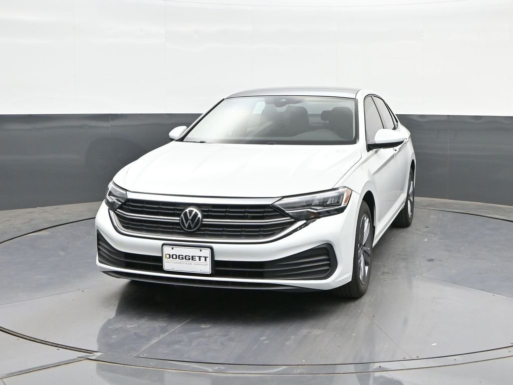 Used 2024 White Volkswagen 1.5T SE image 27