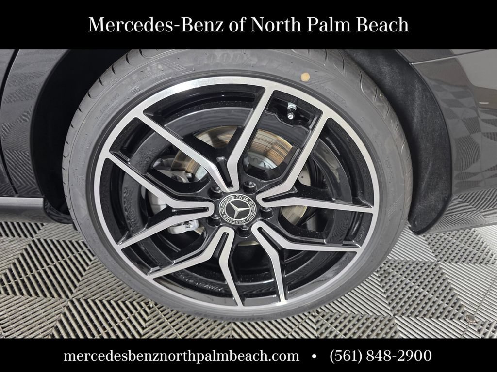 New 2026 Graphite Grey Metallic Mercedes-Benz C 300 image 32