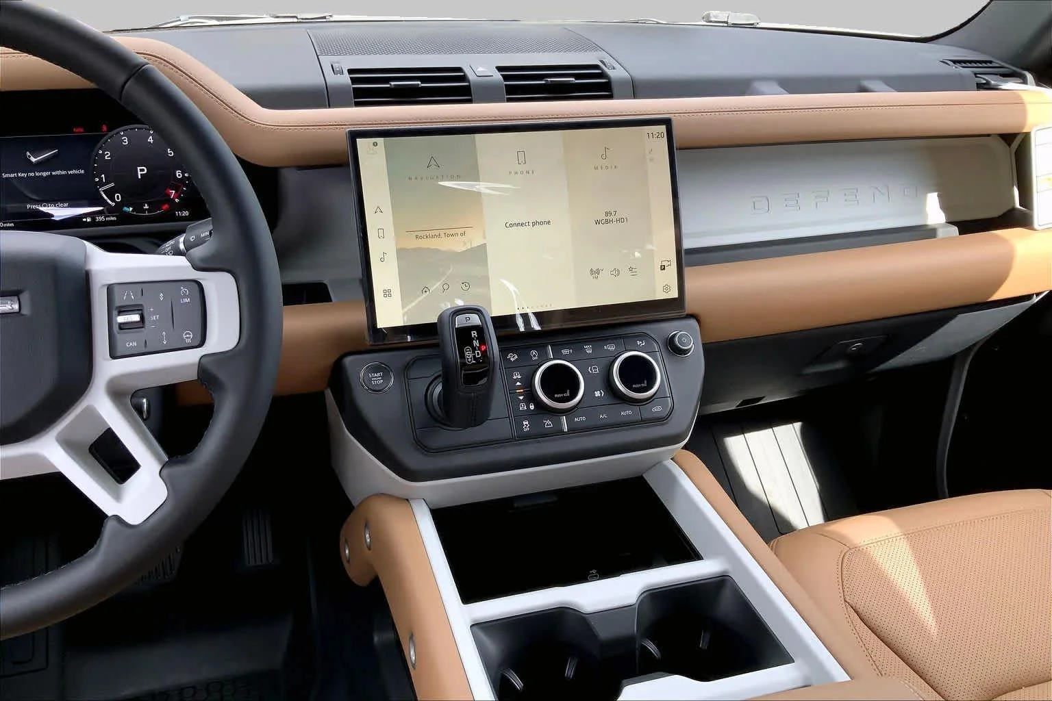 New 2026 Fuji White Land Rover X-Dynamic SE image 8
