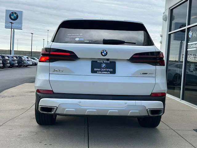 Certified Used 2025 Mineral White Metallic BMW xDrive40i image 8