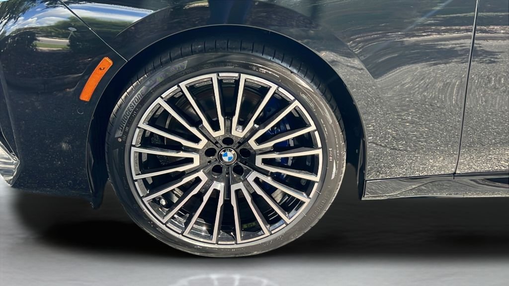 New 2026 Black Sapphire Metallic BMW 740i xDrive image 26