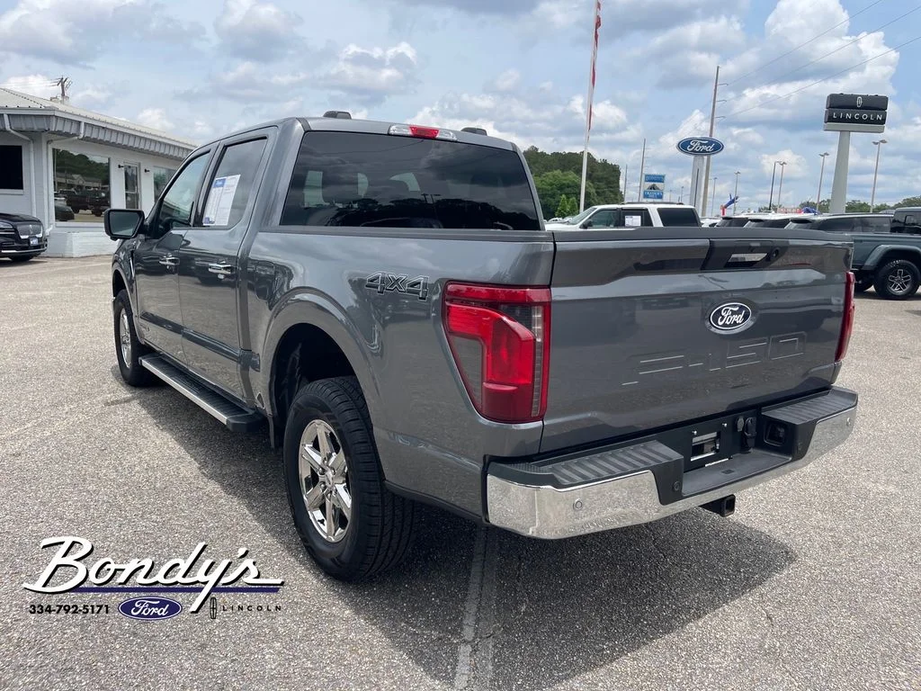 Used 2024 Gray Metallic Ford XLT image 12