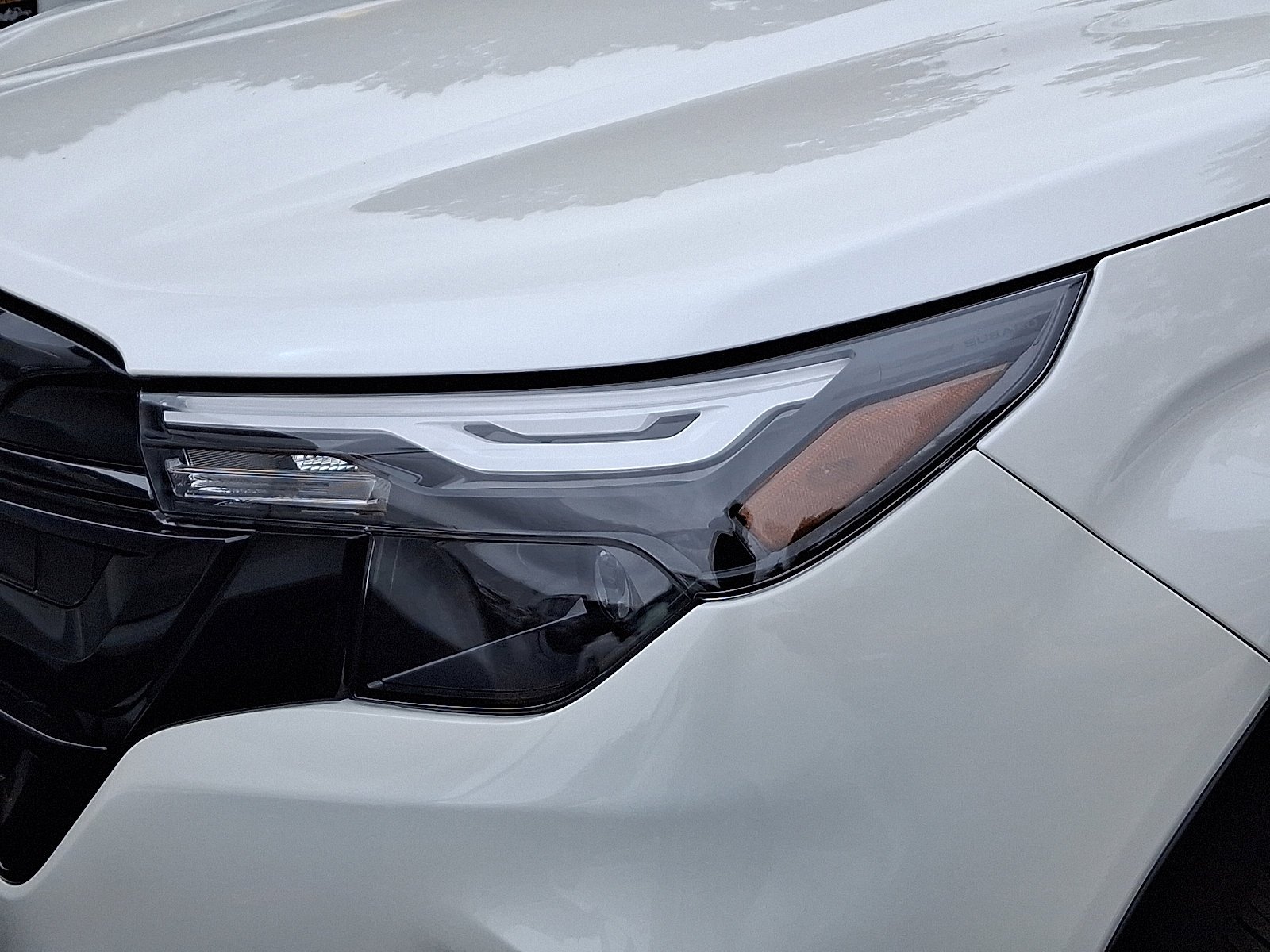 New 2025 CRYSTAL WHITE PEARL Subaru Sport image 2