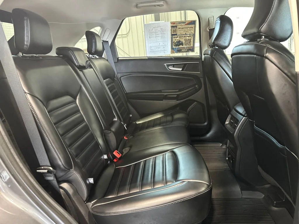 Used 2024 Gray Ford SEL image 41