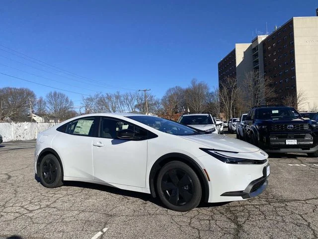 2026 Toyota Prius Plug-In Hybrid SE