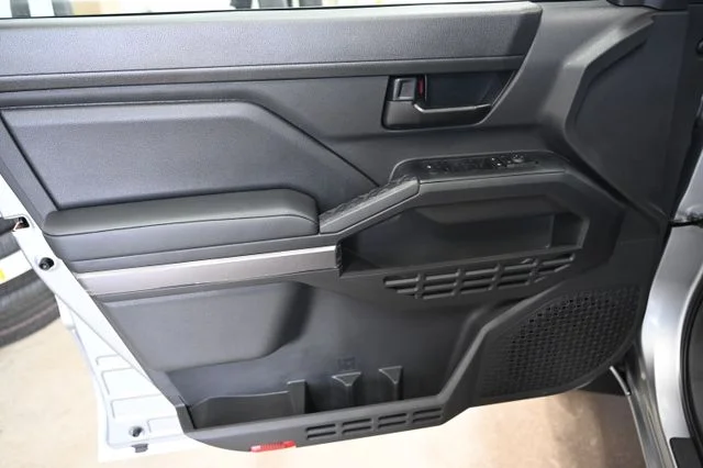 2026 Toyota Tacoma SR5 - Photo 28