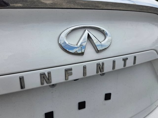 Used 2023 Lunar White INFINITI LUXE image 14