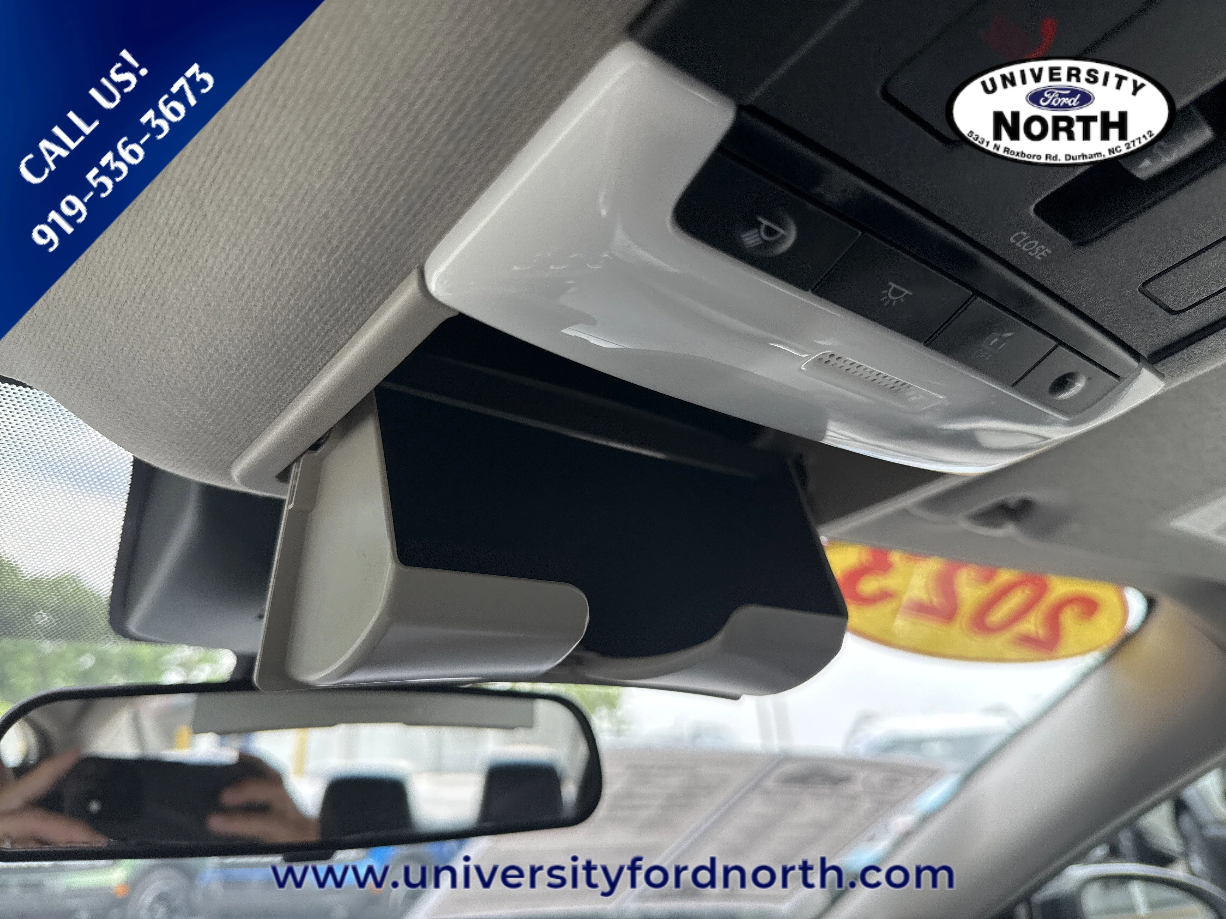 Used 2023 Aspen White Tricoat Nissan SR image 28