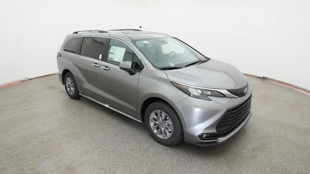 New 2026 Heavy Metal Toyota XLE image 14
