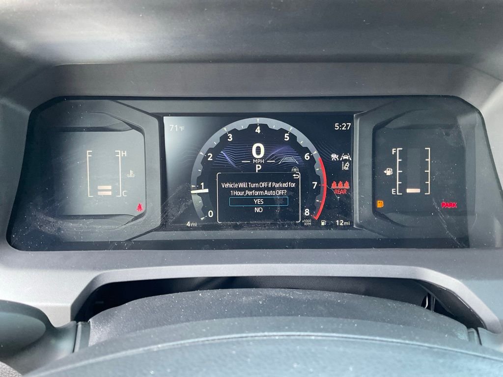 2025 Toyota Tacoma SR5 - Photo 14