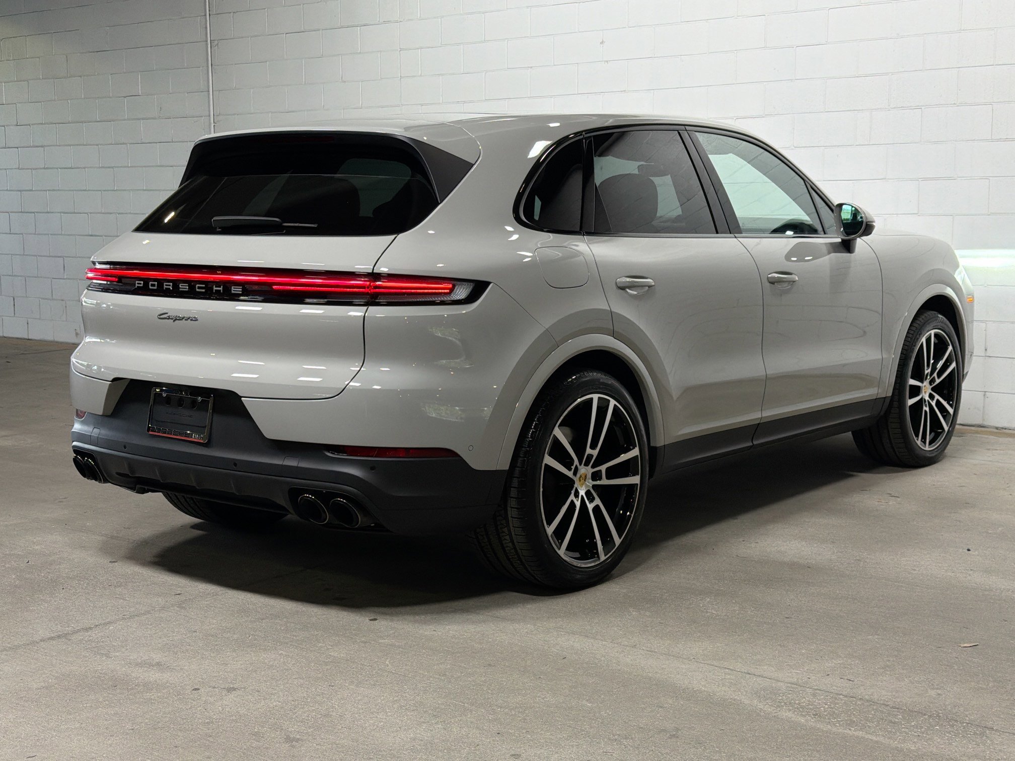 Certified Used 2024 Chalk Porsche  image 7
