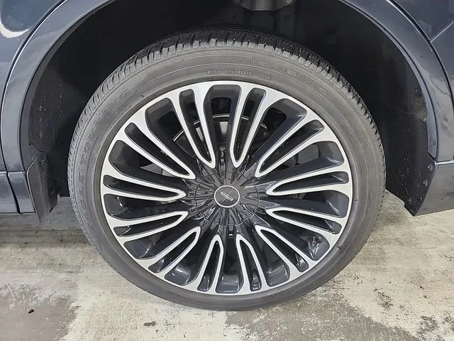 Used 2023 Blue Lincoln Black Label image 8