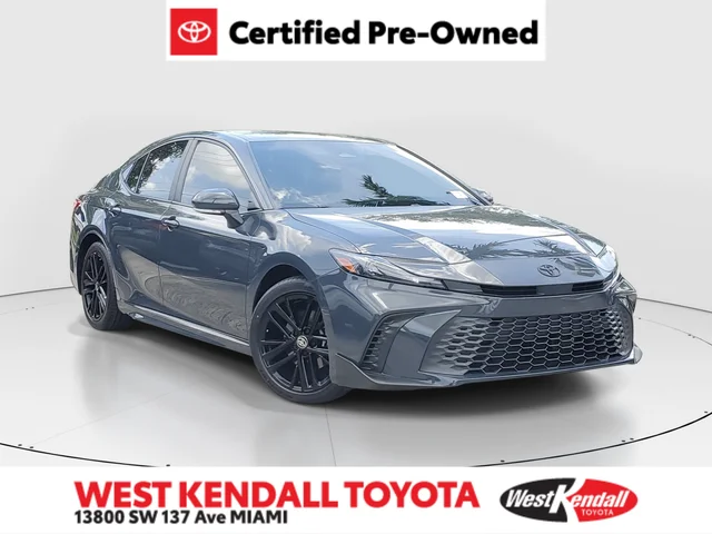 2025 Toyota Camry SE