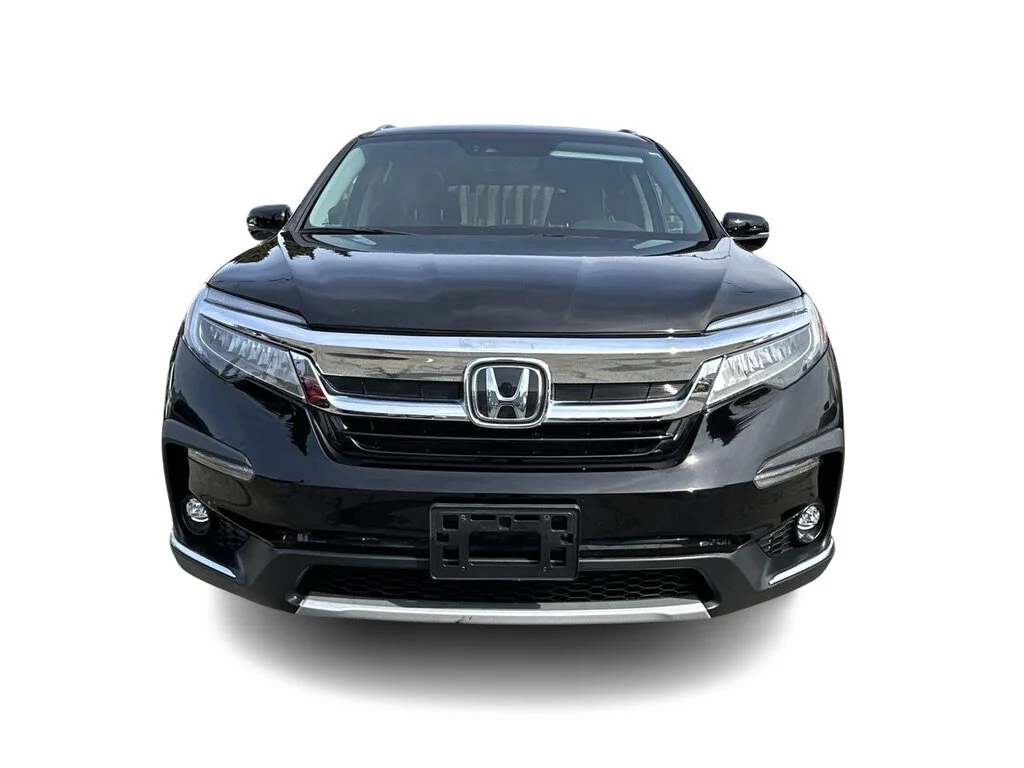 Used 2021 Crystal Black Pearl Honda Touring 8P Certified Pre-Owned   Local BC   Low Mi image 4
