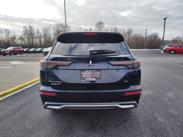 New 2026 Blue Mitsubishi SE image 6