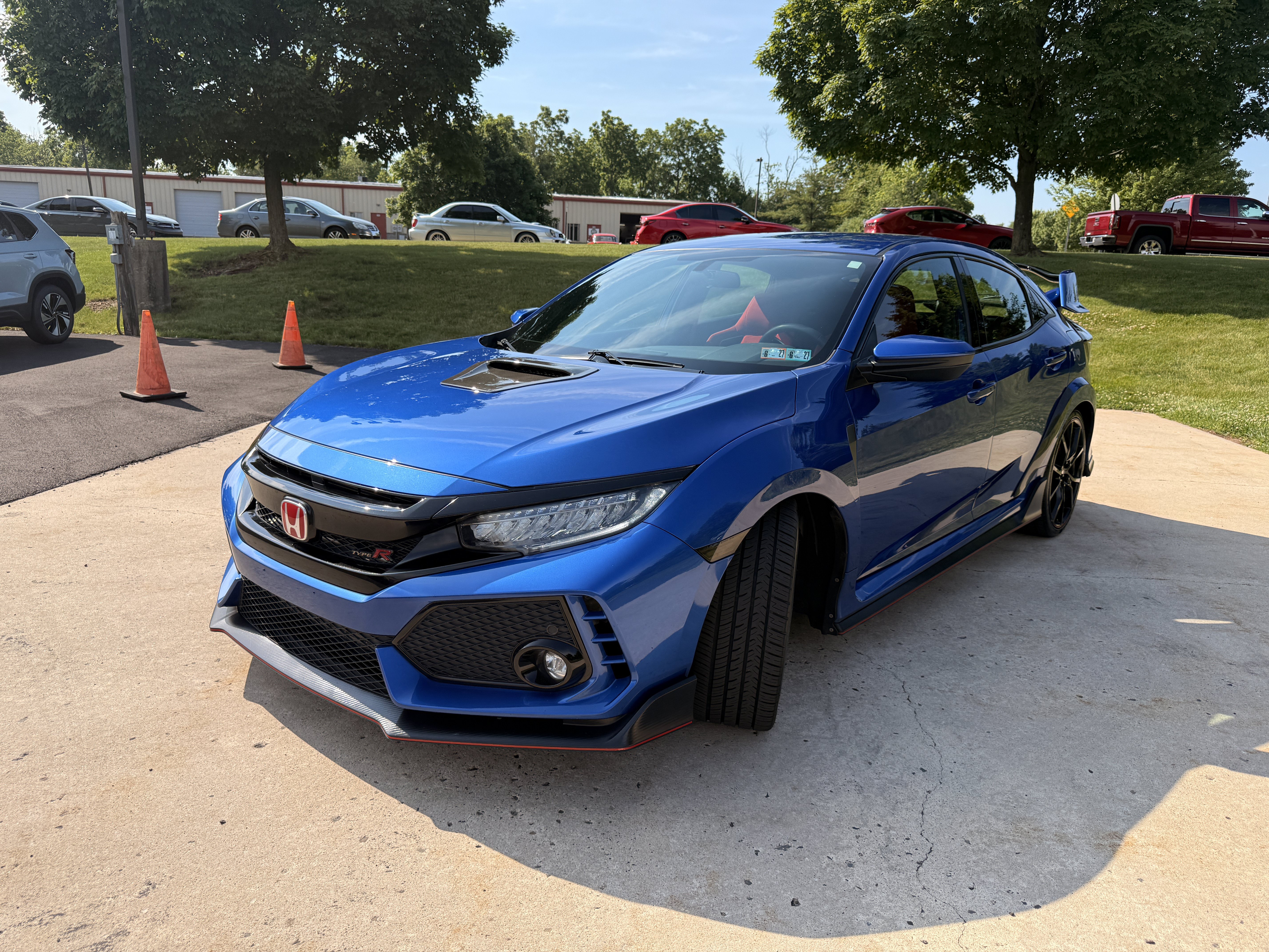 Used 2018 Blue Honda Touring image 8