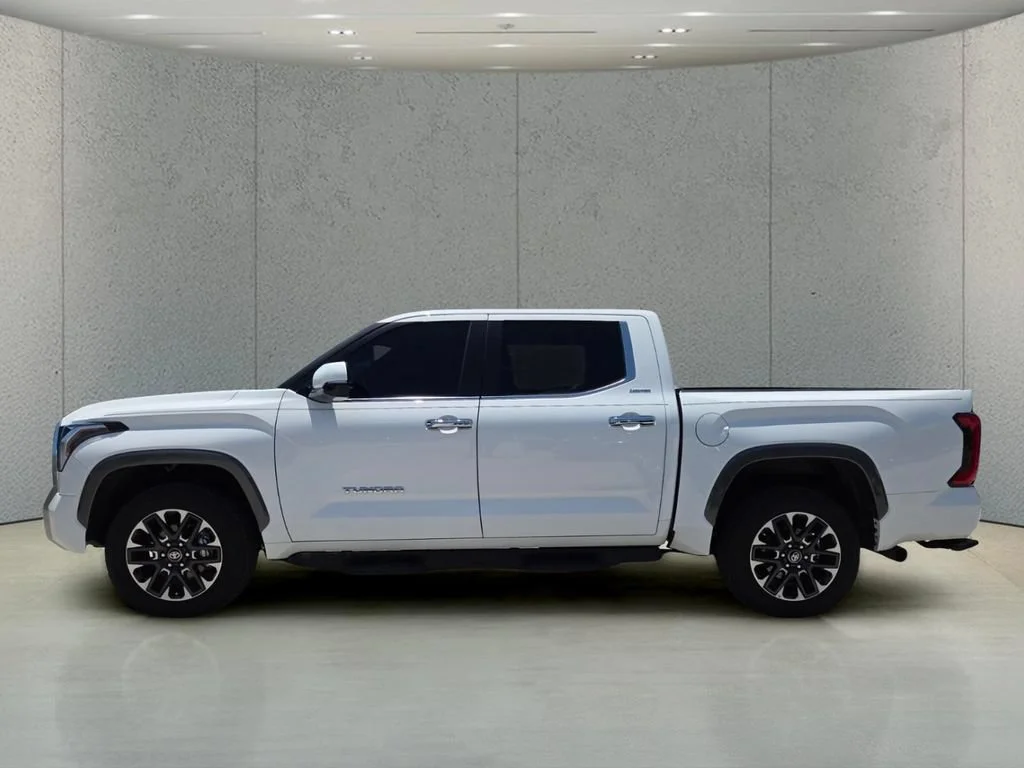 Used 2025 Ice Toyota Limited image 7