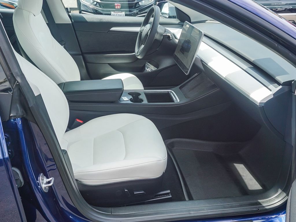 Used 2023 Deep Blue Metallic Tesla Base image 13