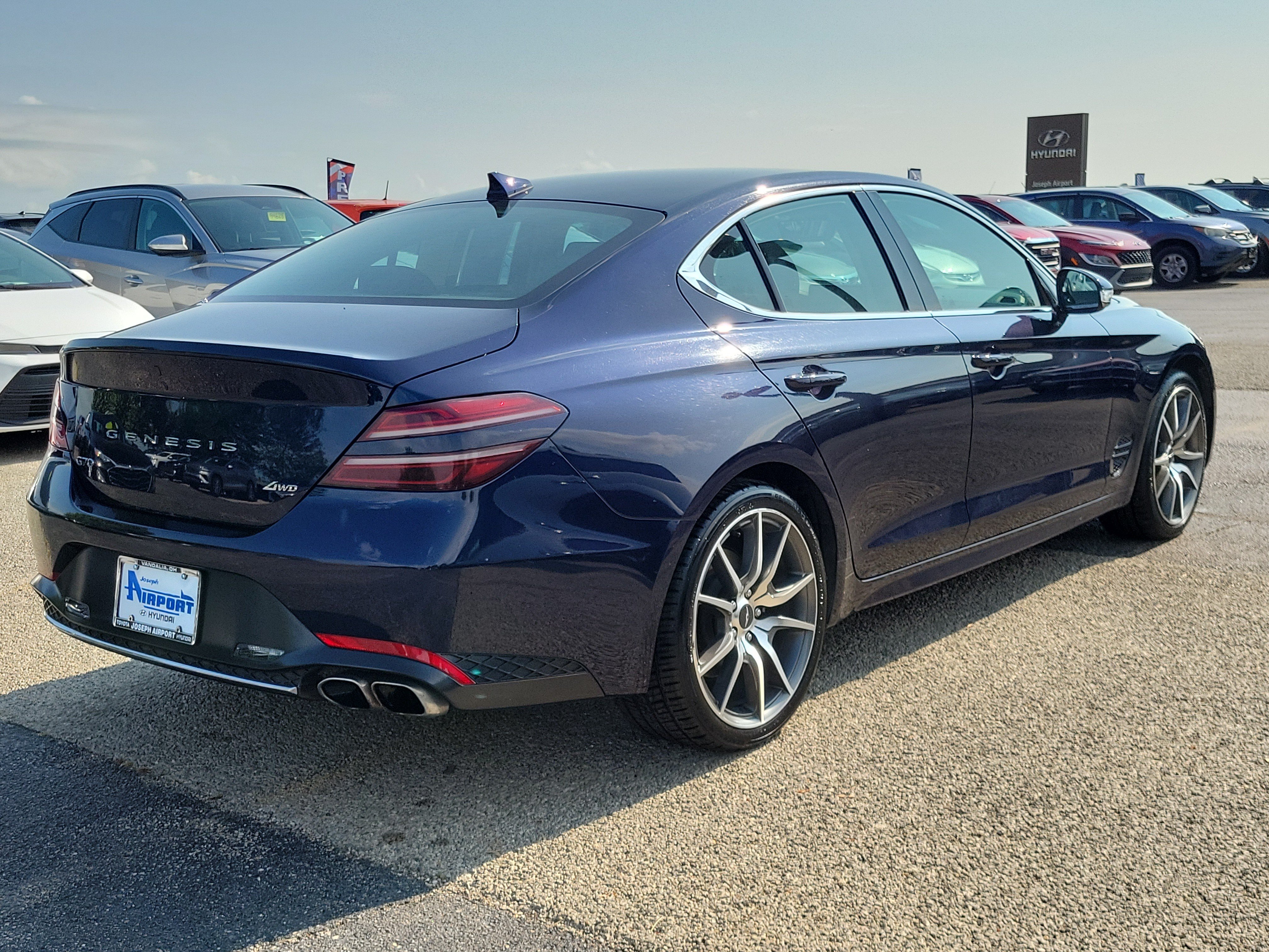 Used 2023 Capri Blue Genesis 2.0T image 4