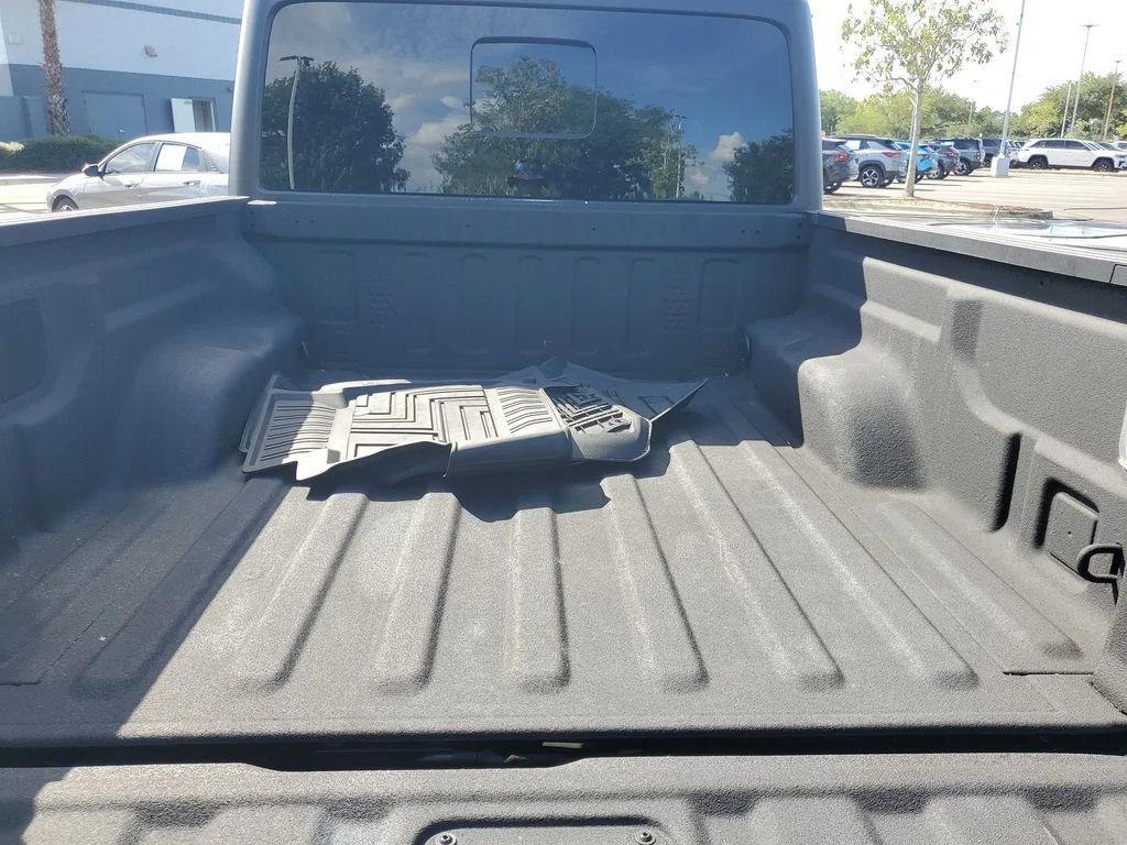 Used 2025 Black Jeep Rubicon image 6