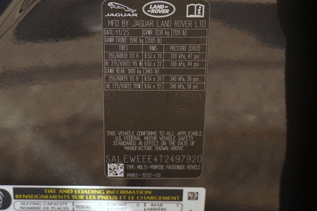 Used 2026 Gray Land Rover V8 image 35