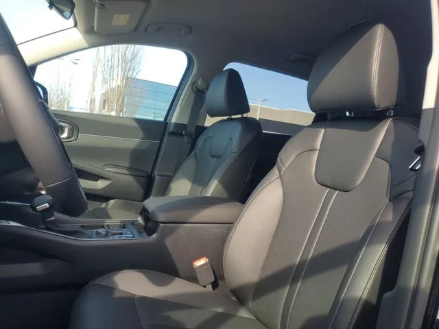 New 2026 Ebony Black Kia S image 15