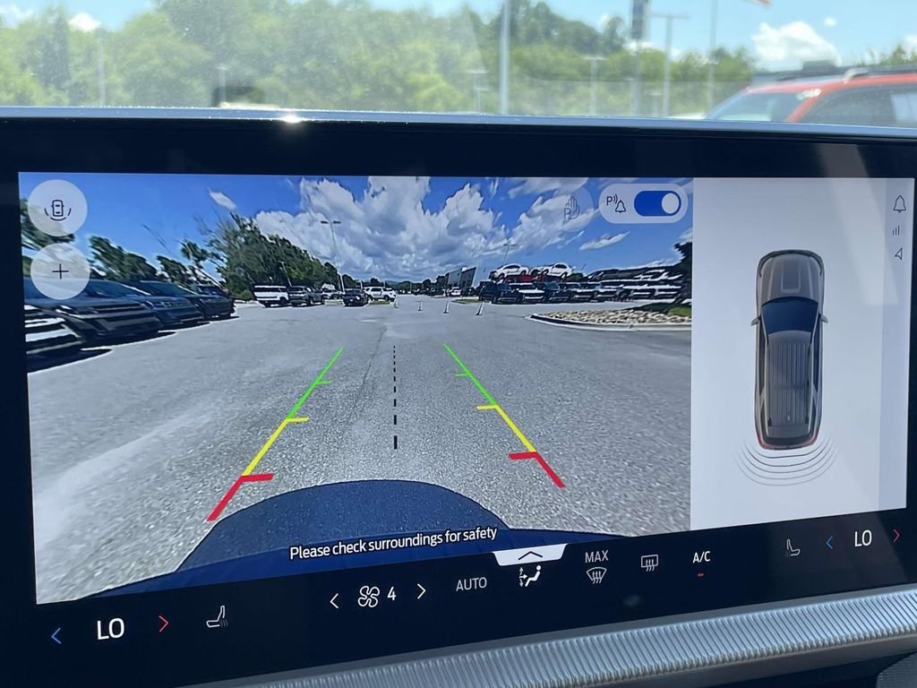 2025 Ford Explorer Active - Photo 19