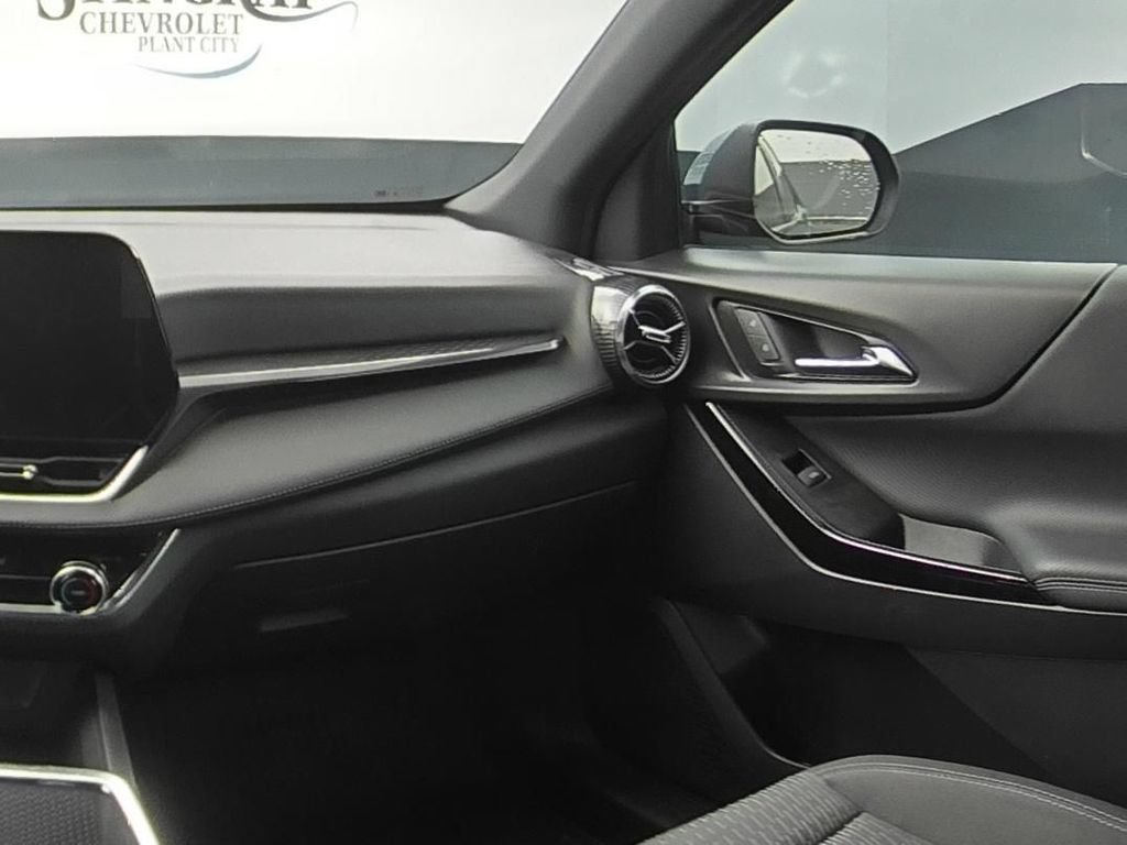 2025 Chevrolet Equinox LT - Photo 15
